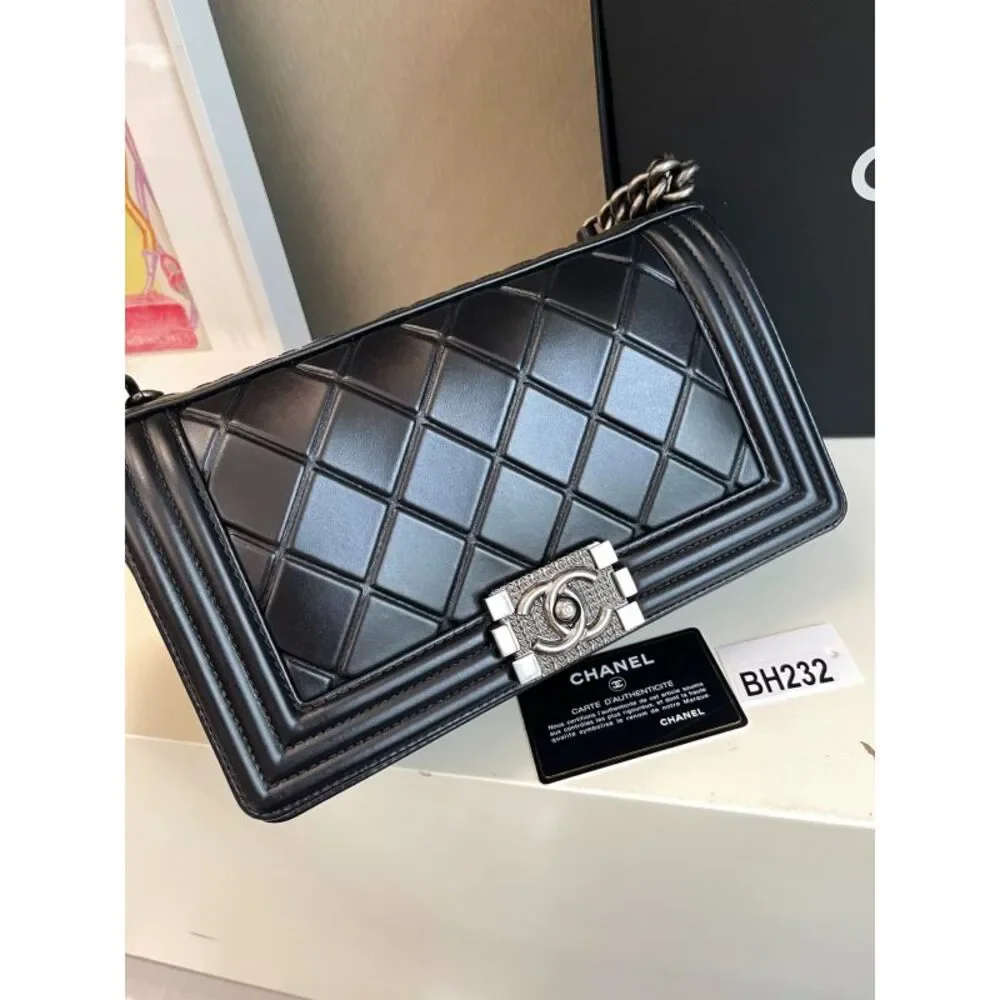 Chanel Women Pre-Loved Bag Very Good Condition